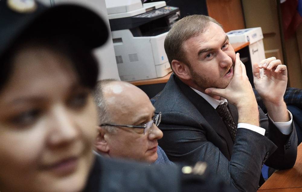Сенатор Арашуков пожаловался на условия в СИЗО и заявил, что должен был принимать другие законы