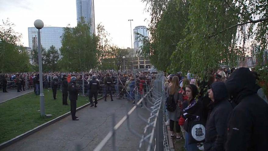 В Екатеринбурге задержали еще 70 протестующих против строительства храма