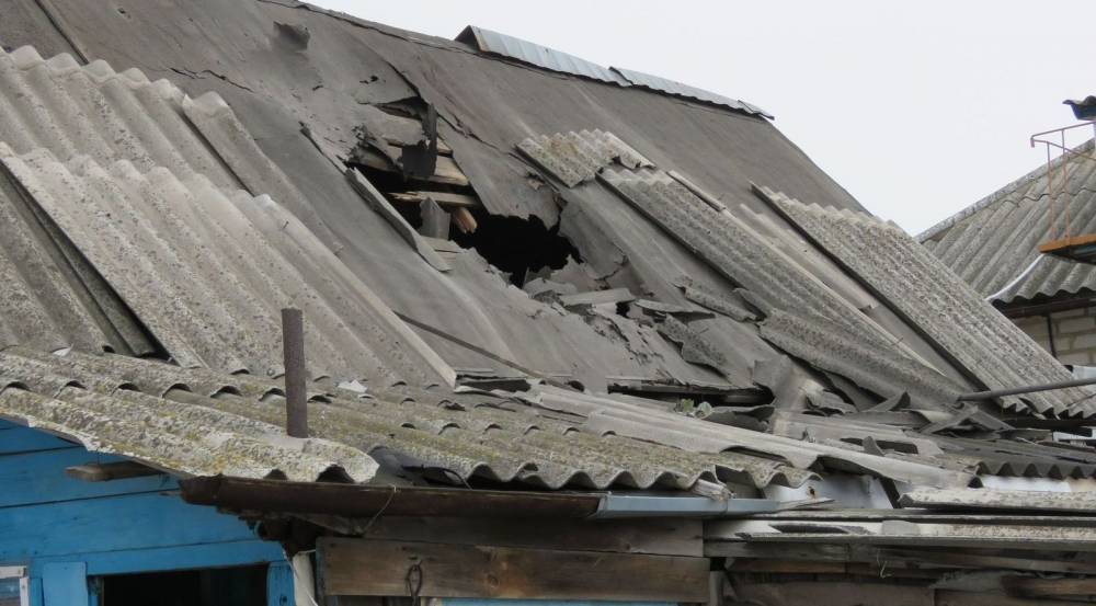 Четыре жилых дома в ДНР повреждены обстрелами карателей