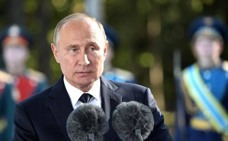 Путин отреагировал на возможный визит в Россию Далай-ламы