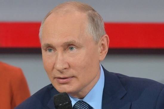 Путин заявил, что чиновники должны нести особую ответственность за нарушения
