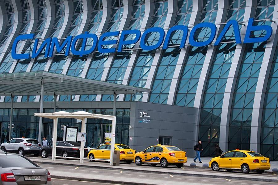 Пассажирка устроила пьяный дебош в самолете Москва – Симферополь