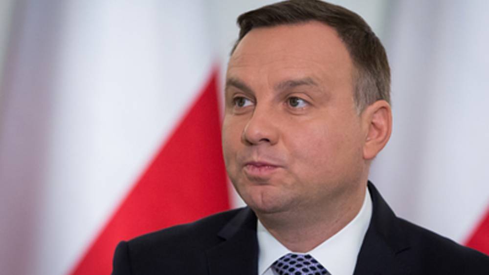 "Подхрюкнули, как надо": Президент Польши "бойкотирует" инаугурацию Зеленского