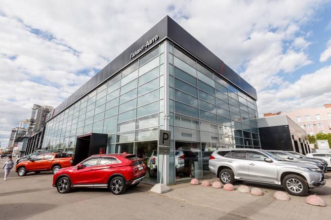 Mitsubishi открыла в Санкт-Петербурге первый дилерский центр в новом дизайне