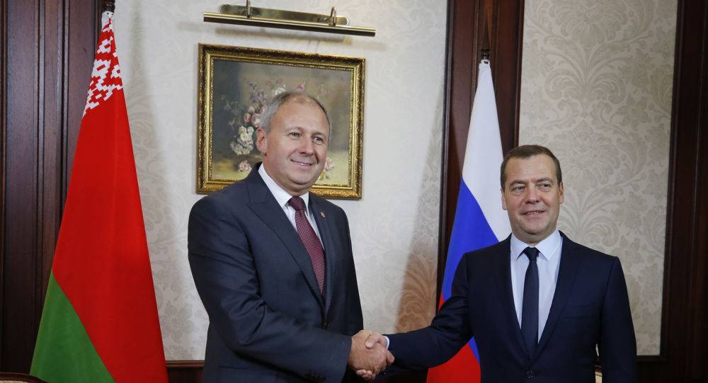 Главы правительств России и Белоруссии планируют обсудить двусторонние отношения