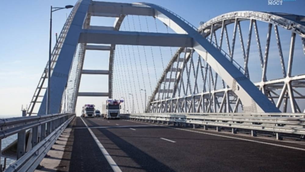 "Похоронной команде" Крымского моста пришла поддержка с Запада: FT озаботился "блокадой" Украины