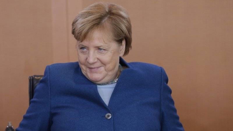 Меркель планирует встречу с Зеленским