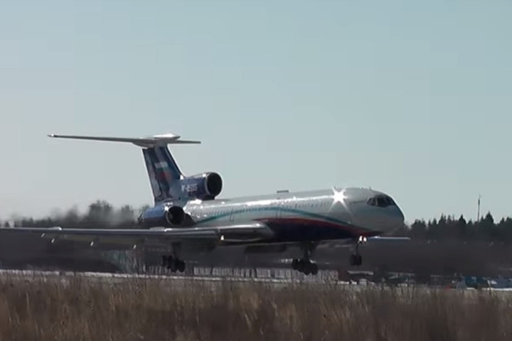 СМИ: российский самолет пролетел над военными базами США