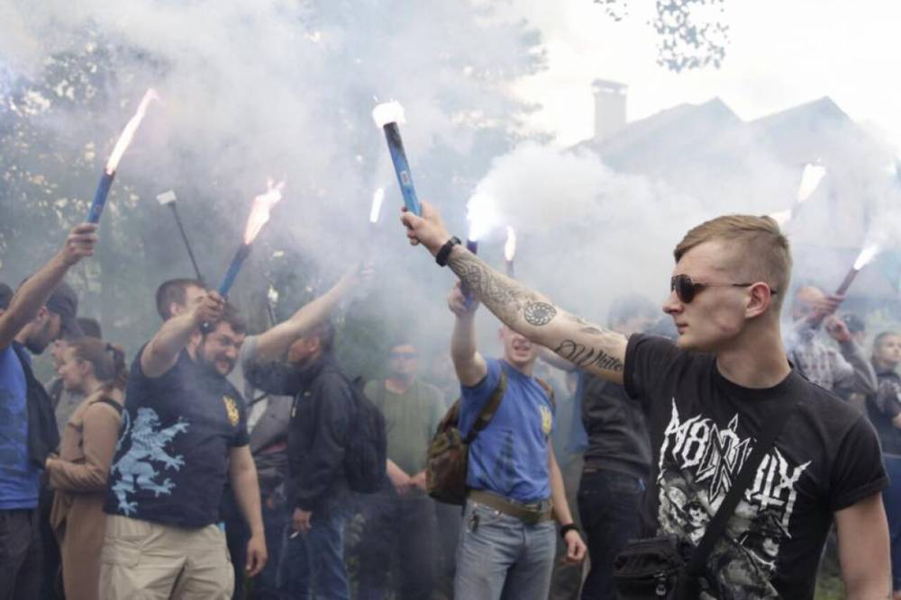 Украинские радикалы зарвались и пожаловались в суд на Авакова