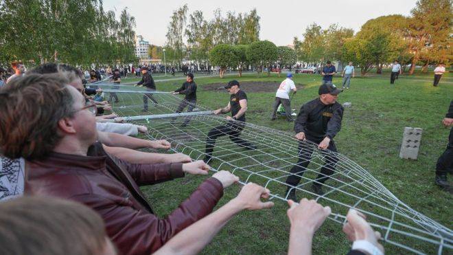 Еще троих человек арестовали за участие в протестах в Екатеринбурге