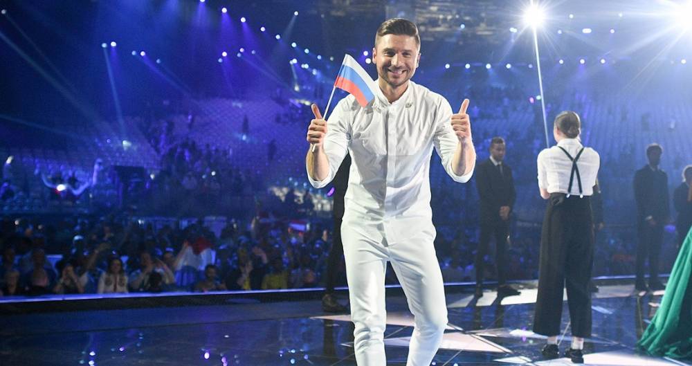 Музыкальный критик оценил выступление Лазарева в полуфинале "Евровидения"