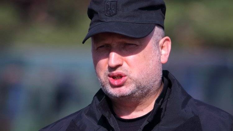 Турчинов подал в отставку с поста секретаря СНБО Украины
