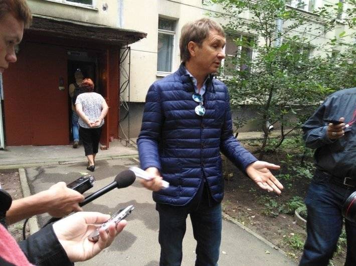 Глущенко рассказал о банде депутатов, вымогающих деньги у девелоперов Петербурга
