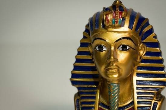 Доказано внеземное происхождение амулета Тутанхамона