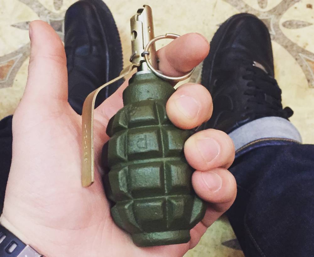 Мужчина взорвал гранату в здании банка в подконтрольном Украине Старобельске