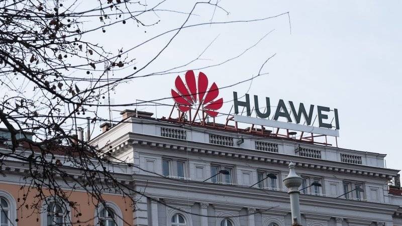 Минторг США может на время отложить ряд торговых ограничений против Huawei