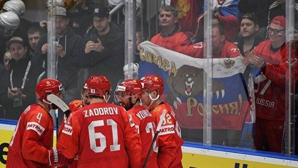 Россия выиграла пятый матч подряд на хоккейном ЧМ-2019 и вышла в плей-офф