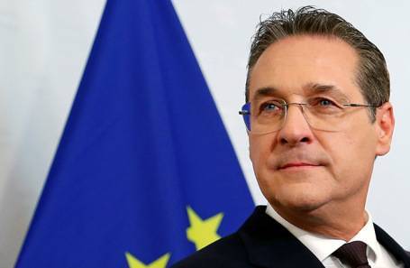 У Штрахе глаза велики: вице-канцлер Австрии ушел в отставку