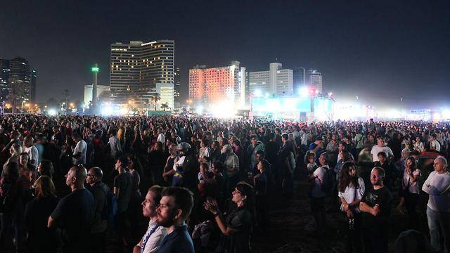 Евродеревня в Тель-Авиве: тысячи людей болеют за своих кумиров на Евровидении