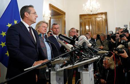 После отставки вице-канцлера в Австрии объявлены досрочные выборы в парламент
