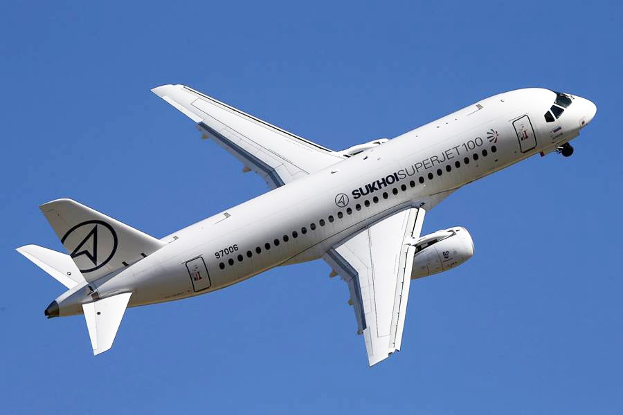 Пассажиры отказались лететь в Москву на SSJ-100