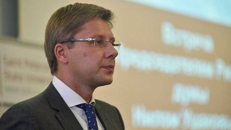 Экс-мэр Риги советует готовиться к отмене санкций против России