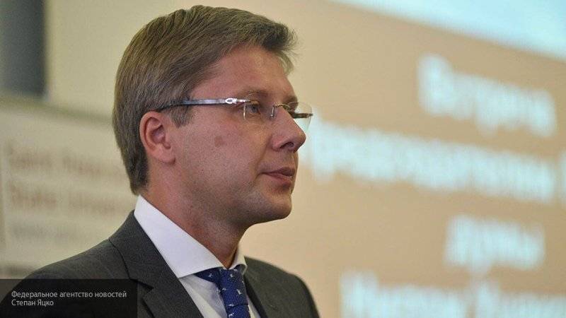 Экс-мэр Риги Нил Ушаков призвал готовиться к отмене санкций против России