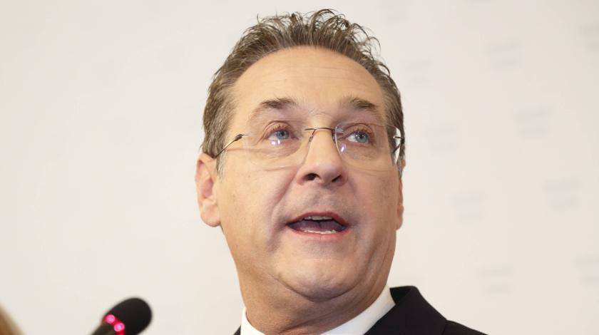 Скандал вокруг вице-канцлера Австрии назвали провокацией