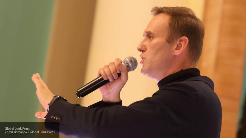 Вымогательство Навальным денег через незаконный профсоюз приблизило его к окончательному краху
