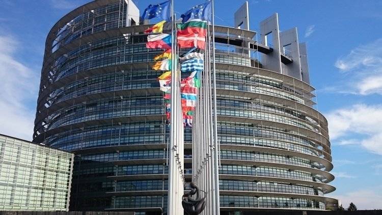 Депутат Европарламента призвала расследовать получение подарков главой Brexit Party