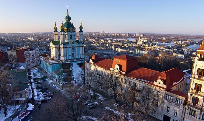 Британская газета похвалила Андреевскую церковь в Киеве | Политнавигатор