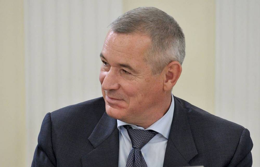 Бизнесмен Игорь Макаров отверг знакомство с «племянницей», из-за которой ушел в отставку вице-канцлер Австрии