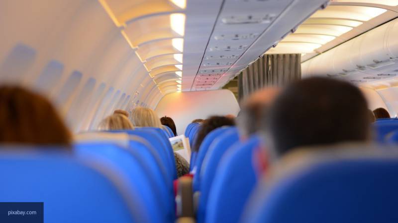 Озверевшая пассажирка устроила драку на борту самолета Барселона&nbsp;— Киев
