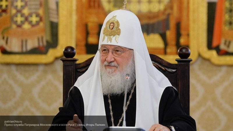Патриарх Кирилл призвал "закрыть тему абортов" в России