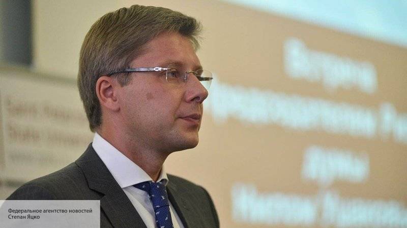 Эксперт оценил призыв Ушакова к отмене санкций против России