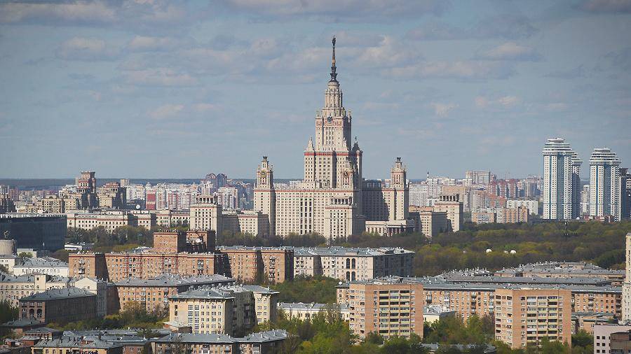 Теплая погода без осадков ожидается в Москве 20 мая