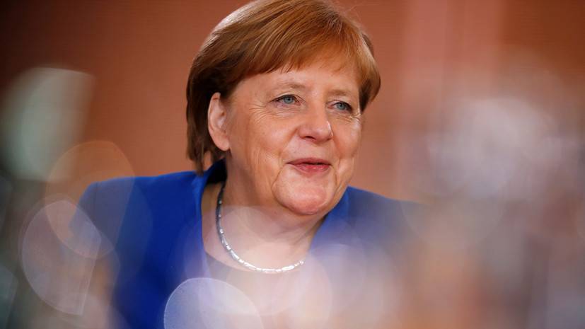Меркель поздравила Зеленского с вступлением в должность