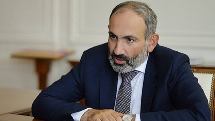 Пашинян призвал граждан разблокировать судебные здания