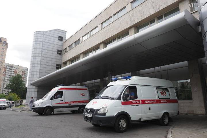 Восемь человек пострадали при столкновении семи автомобилей в Подмосковье