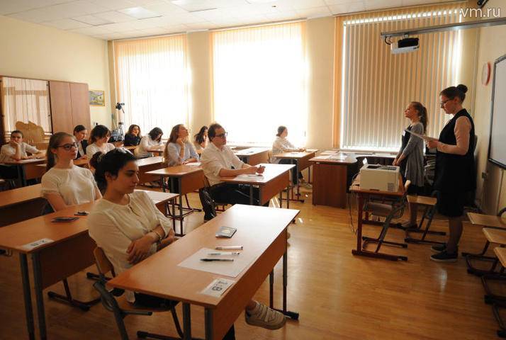 Московские школьники сдали тренировочный ЕГЭ по русскому языку