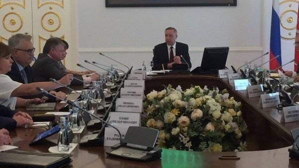 Беглов обсудил на заседании с членами правительства реализацию майских указов