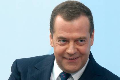 Медведев взялся за омоложение науки