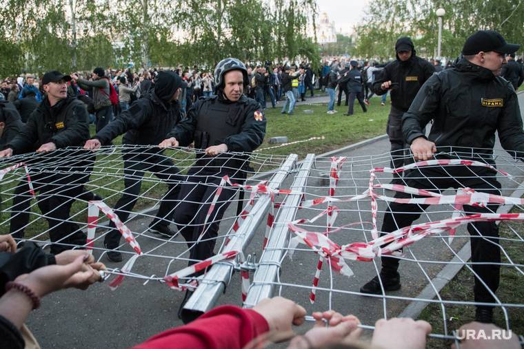 Украинские националисты хотели бы, чтобы протесты в Екатеринбурге развалили Россию | Политнавигатор