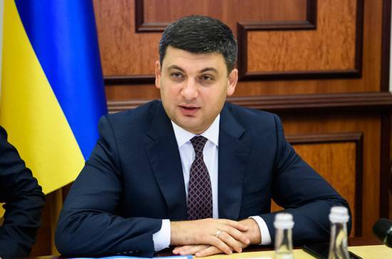 Глава правительства Украины заявил об отставке и о намерении участвовать в парламентских выборах
