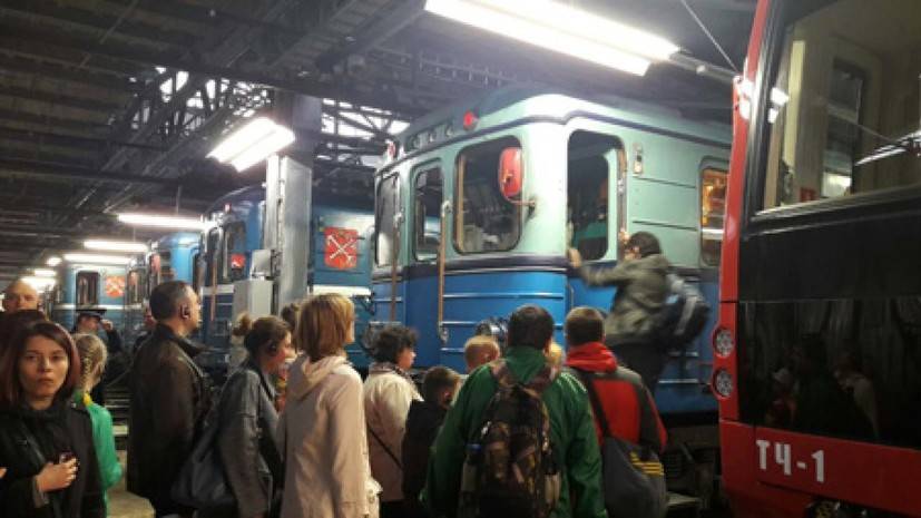 Петербургским метро в «Ночь музеев» воспользовались 90 тысяч пассажиров