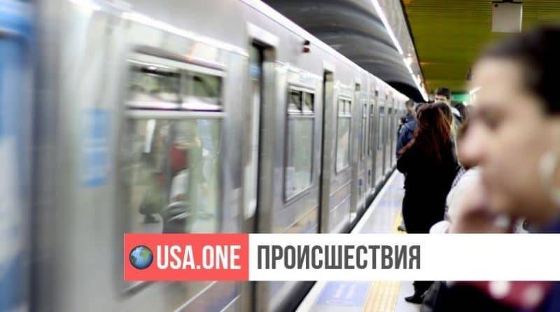 Пассажирка нью-йоркского метро обвинила мужчину в мастурбации и пырнула его ножом