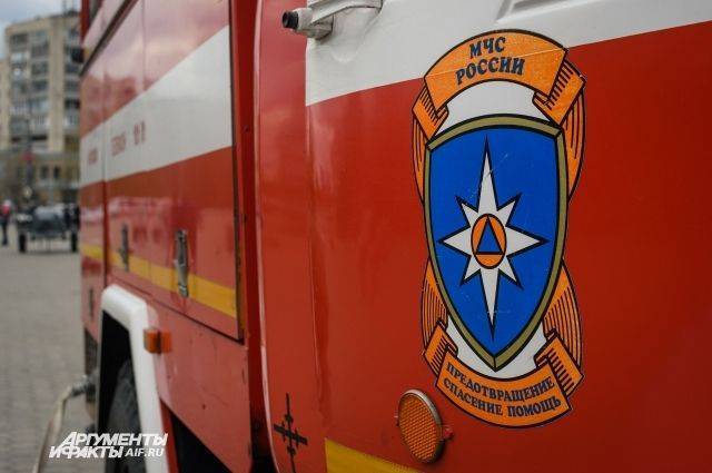 Пожар в кемеровском автосалоне ликвидирован