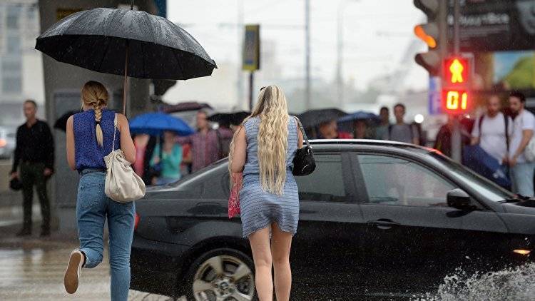 Тепло и местами дождливо: какой будет погода в Крыму во вторник