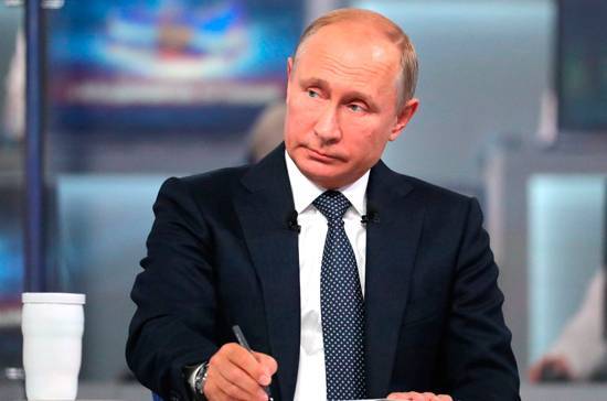 Путин отметил вклад российских полярников в наращивание научного потенциала страны