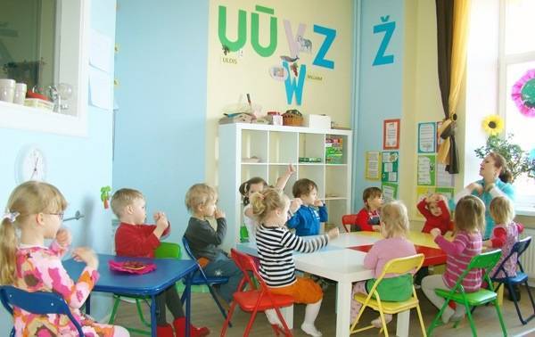 В Латвии размышляют о ликвидации русских детских садов